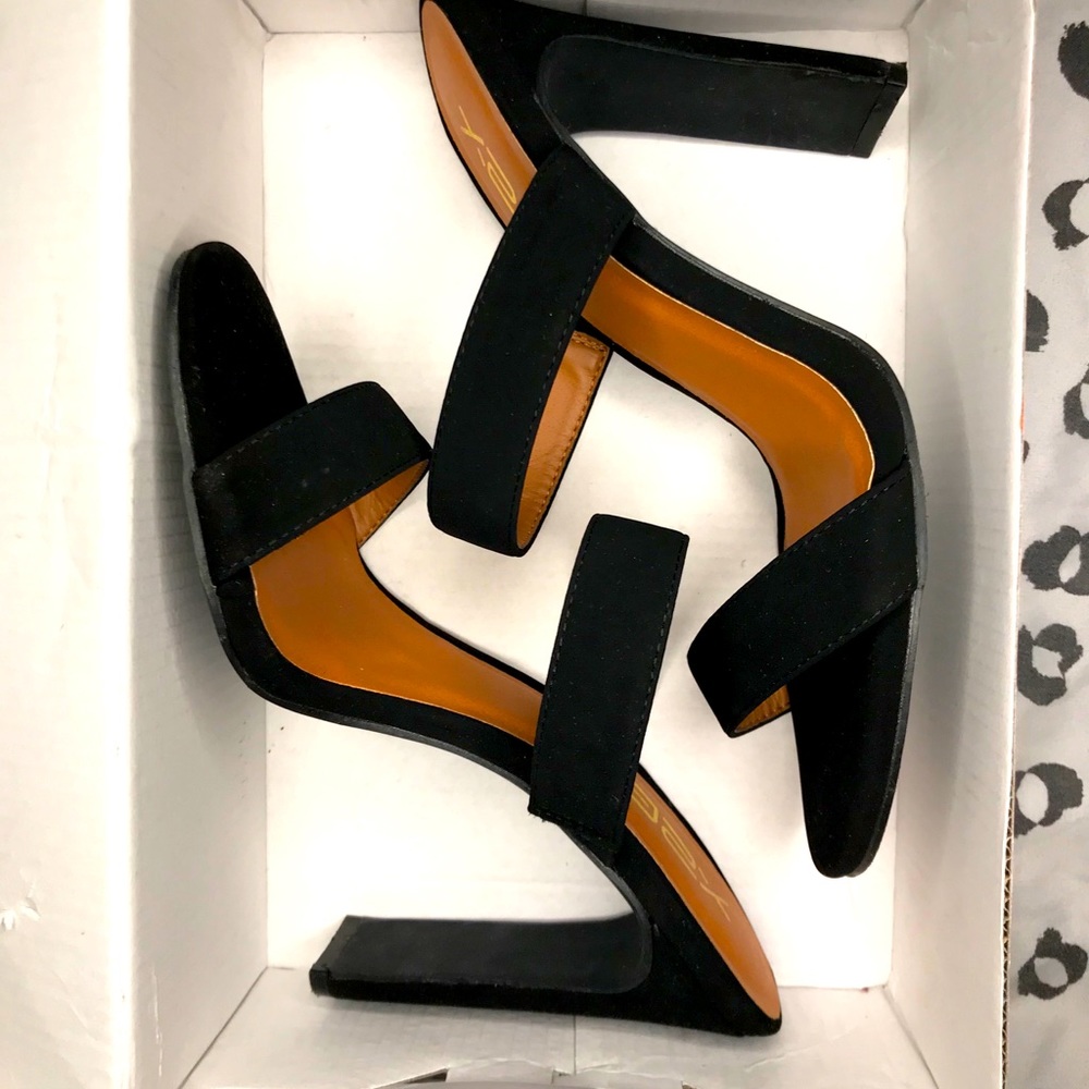 Heels 👠